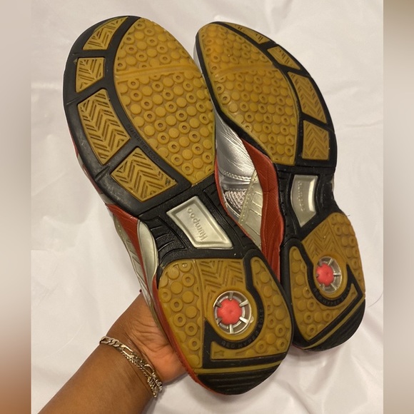 Kumpoo metallic silver & red color sneakers size 9 - Picture 8 of 13